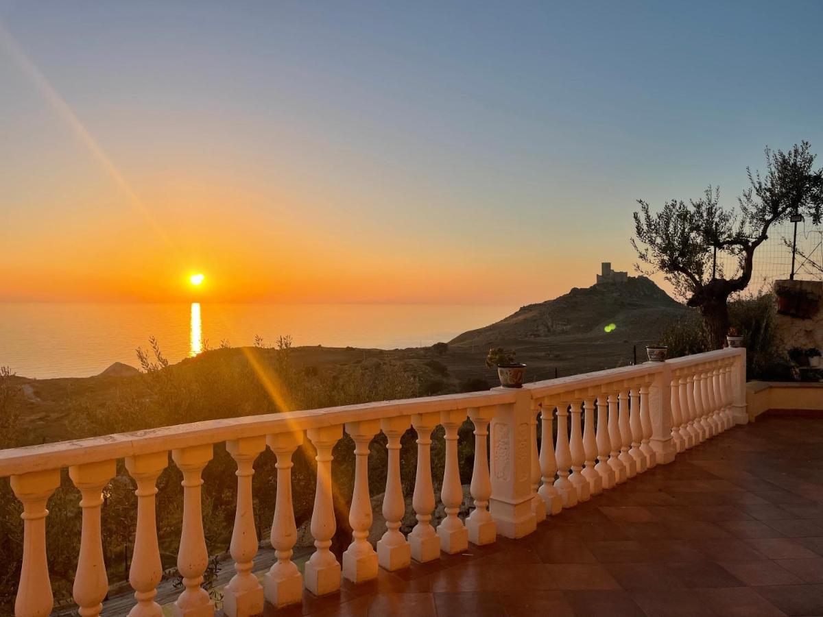 Bed and Breakfast La Collina Sul Mare Пальма-ди-Монтекьяро Экстерьер фото