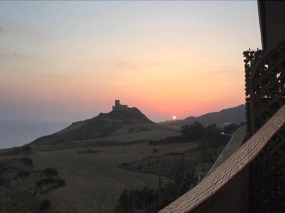 Bed and Breakfast La Collina Sul Mare Пальма-ди-Монтекьяро Экстерьер фото